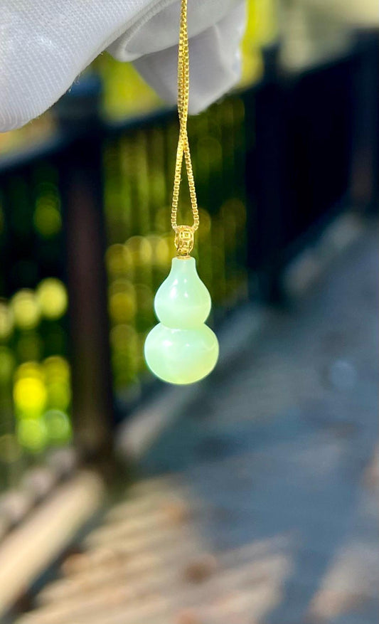 Certified natural nephrite green jade/light bluish green nephrite/ gourd pendant necklace/chatoyant nephrite天然碧玉 粉青 猫眼 葫芦吊坠项链18k金扣头#1731