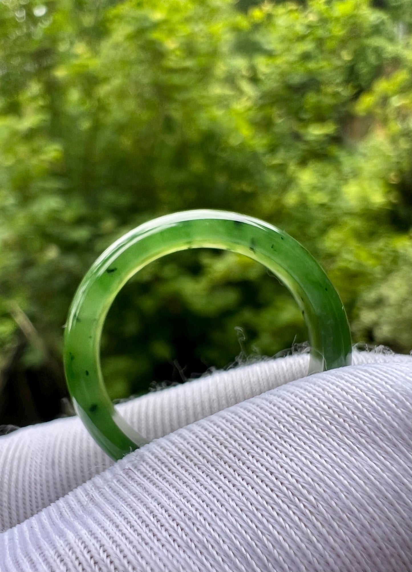 17.8mm Certified natural nephrite green jade/green nephrite ring/bright green nephrite band ring 天然 碧玉指环 戒指 冰底果阳绿戒圈#4869 US size7.5