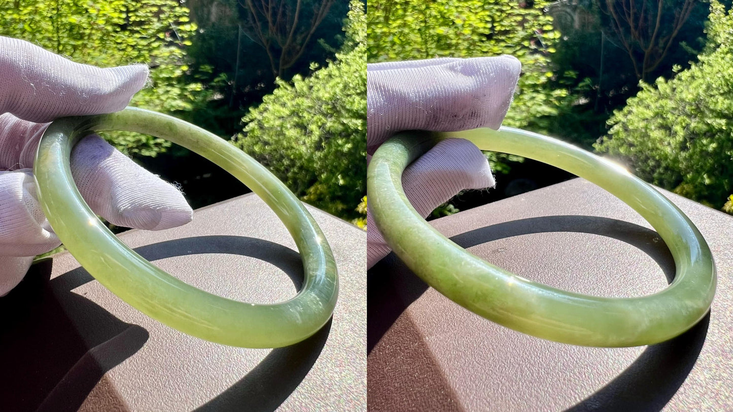 59.5mm Certified natural icy lake green with emerald green nephrite Bangle 天然软玉 湖水绿带翠  细圆条手镯 美人条 冰润起莹光 #0809