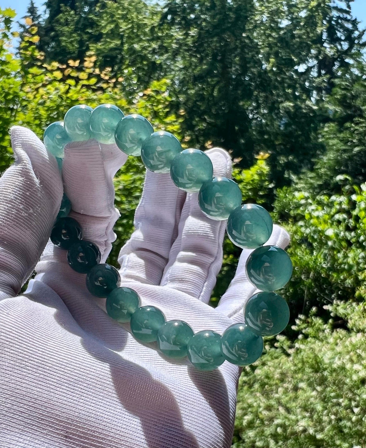 9.8mm Certified natural untreated Grade A Jade bracelet/Guatemala Jadeite bracelet/icy blue Jadiete  天然精品无优化冰种蓝水翡翠手串 刚性足 起胶起莹光#0592 湖蓝色