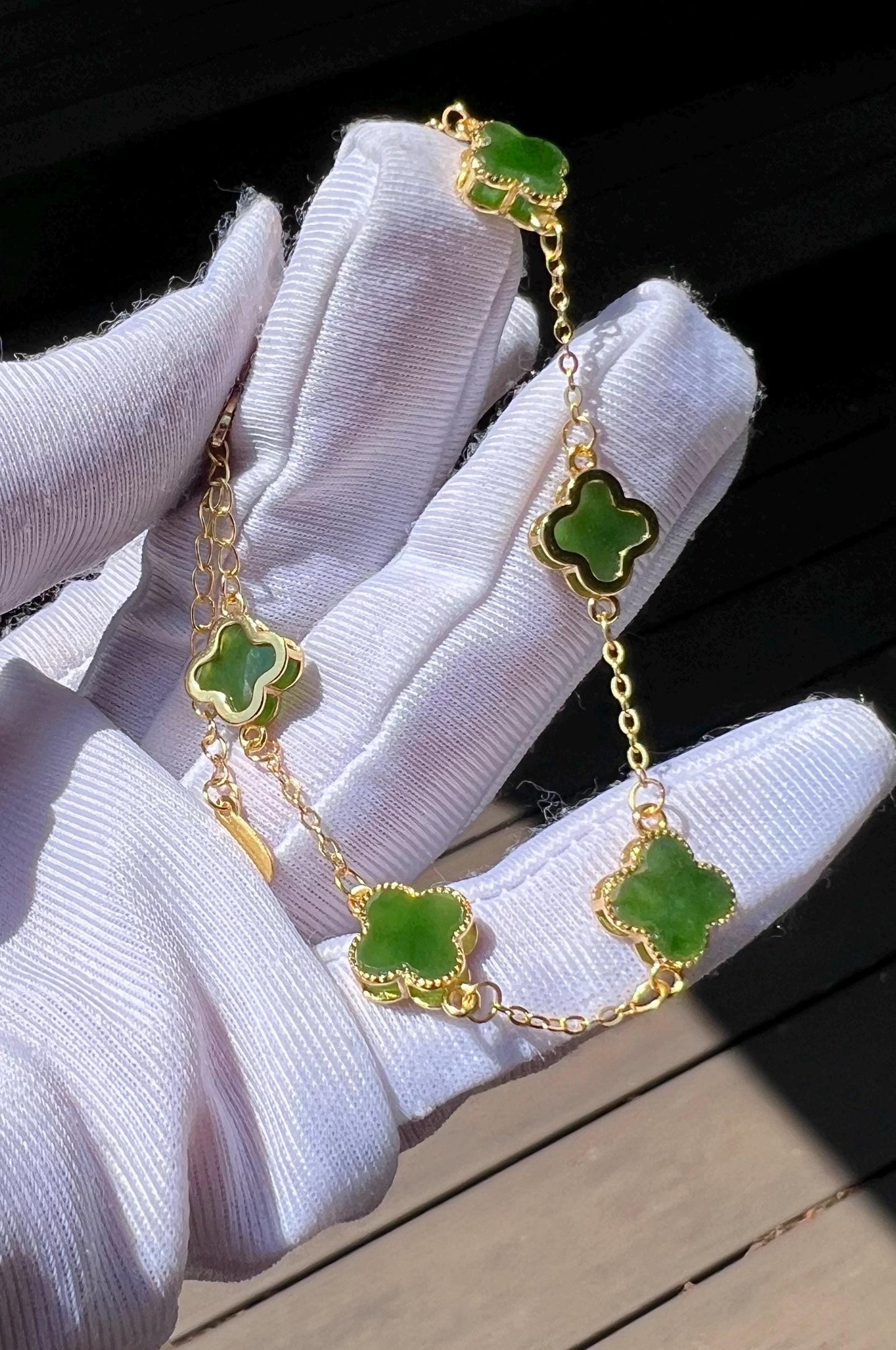 Certified natural nephrite green jade/ green nephrite inlaid S925 bracelet /four leaf clover/rich green 天然 碧玉四叶草镶嵌纯银手链 #7404 深阳绿