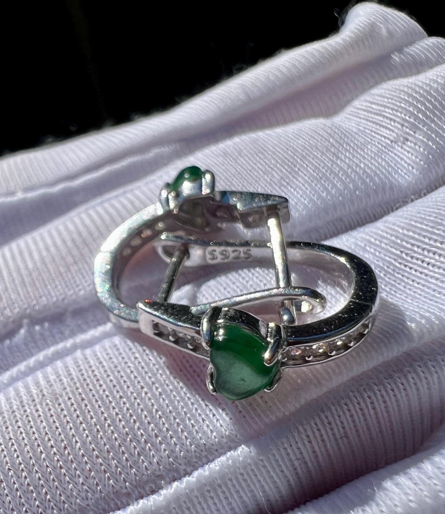 Certified natural Guatemala Grade A green Jade / icy  green Jadiete heart shaped hoop earrings/S925 天然A货危料翡翠  冰阳绿爱心 耳环 耳扣 #0057