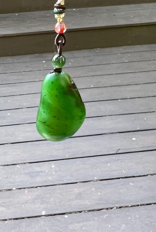 Certified natural nephrite green jade/green nephrite raw stone pendant necklace/ river jade/bean shape天然河料 碧玉原石 浓绿 随形吊坠 #0589 天然福豆