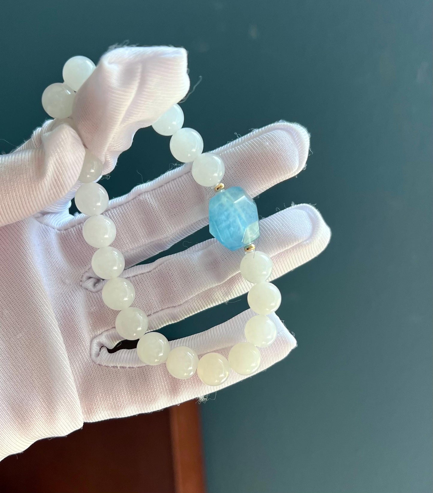 8mm Certified natural jade  Qinghai white Nephrite bracelet/天然青海白玉 圆珠手串 #8681 冰润白月光 搭配海蓝宝随形珠