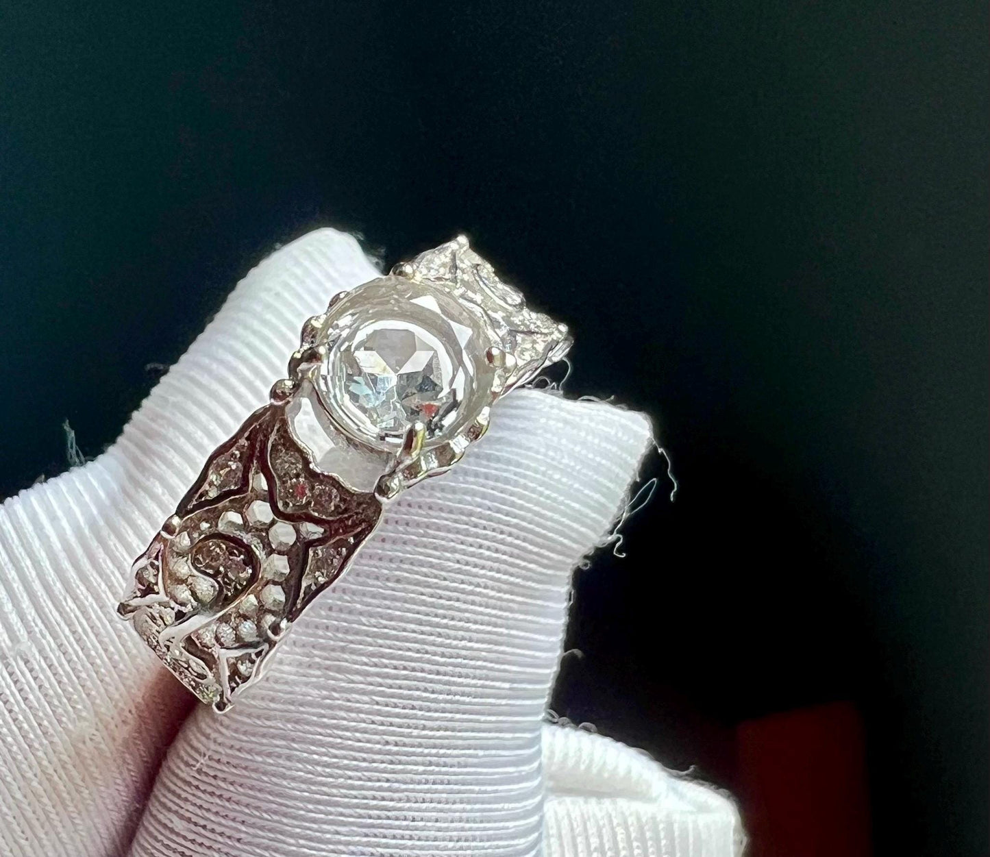 Natural clear quartz ring/High clarity round shaped ring/Faceted clear quartz/sterling silver天然净体白水晶戒指/圆形刻面白水晶  意大利工艺纯银镶嵌