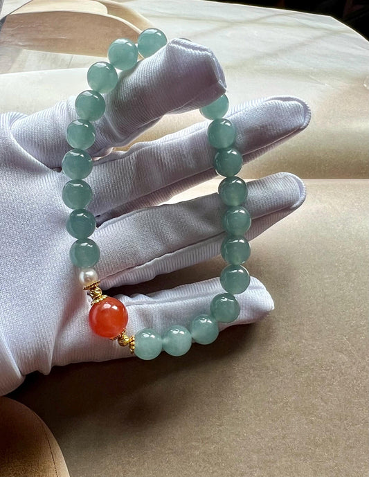 7.8mm Certified natural untreated Grade A Jade bracelet/Guatemala Jadeite bracelet/icy blue Jadiete 天然精品无优化冰种蓝水翡翠手串 起胶起莹光#0170 晴水蓝