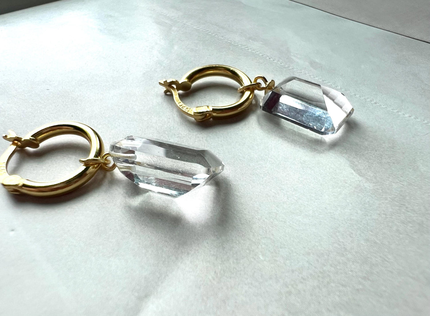 Certified natural clear quartz earrings/ Pyramid shaped Faceted clear quartz/S925 earrings 天然净体白水晶耳环 糖塔形刻面耳坠  纯银耳扣  #0439