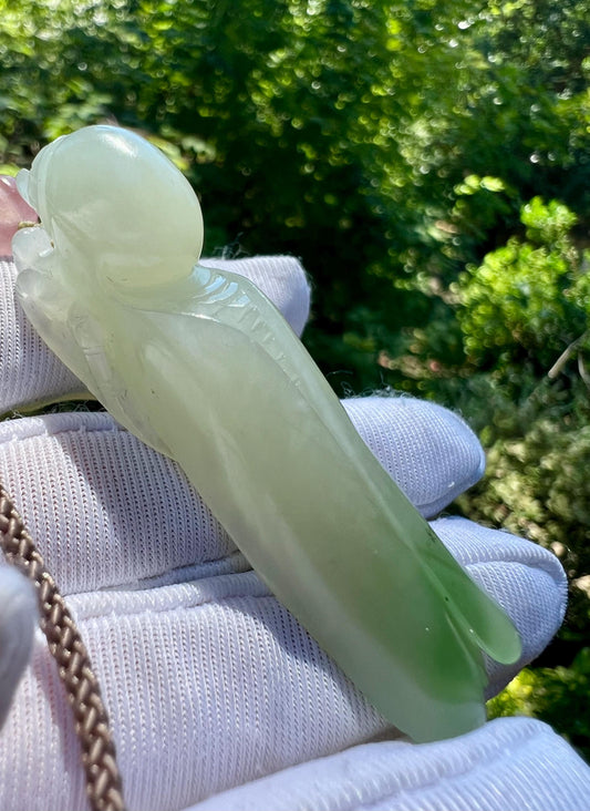 Certified natural jade/ White with emerald green nephrite pendant/hand carved Grasshopper/ necklace天然软玉 翠青 蚂蚱 飞黄腾达 吊坠#0508