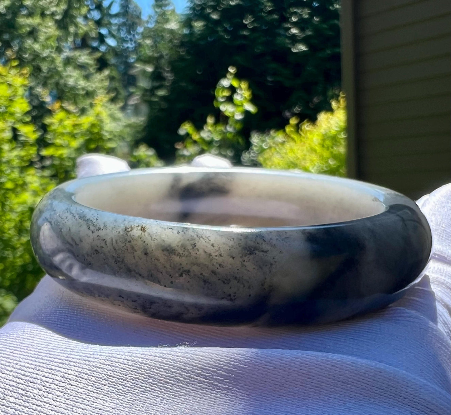 55mm Certified natural jade/black and White Nephrite bangle/ Qinghua river nephrite 天然精品 河料青花  水墨画 正圈手镯 平安镯#2445 青花子料 留皮