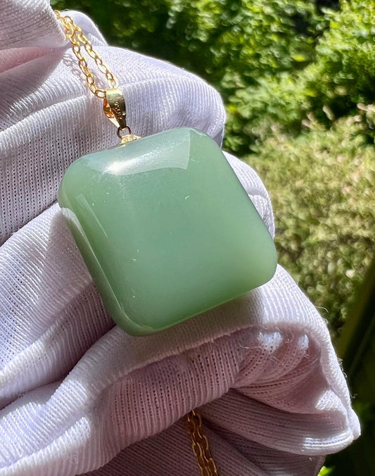 Certified natural nephrite green jade/bluish green nephrite safety pendant/nothing pendant necklace/gold 18k天然软玉 碧玉粉青无事牌 18k金扣头#7424 特细无结构