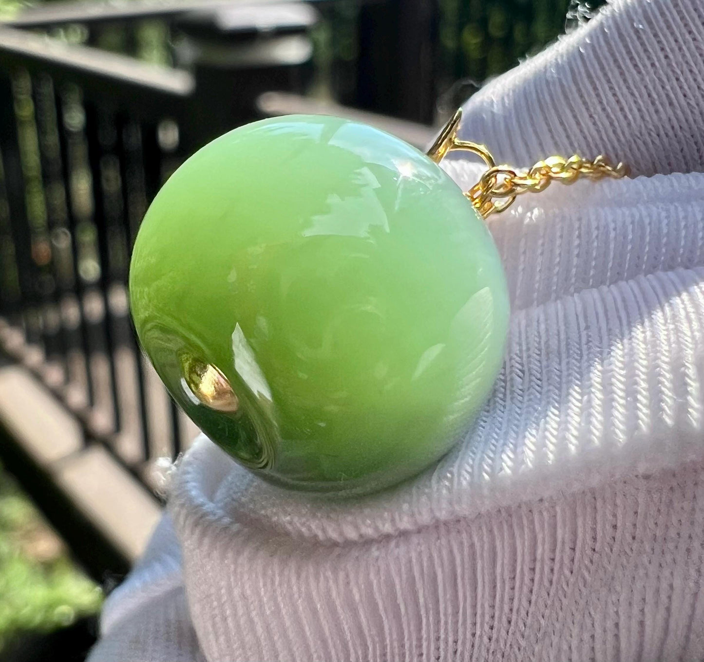 Certified natural nephrite green jade/vivid chatoyant green Nephrite apple pendant/lucky bead pendant/gold 18k天然软玉 碧玉苹果吊坠 猫眼粉青 转运珠#2269 猫眼鲜活