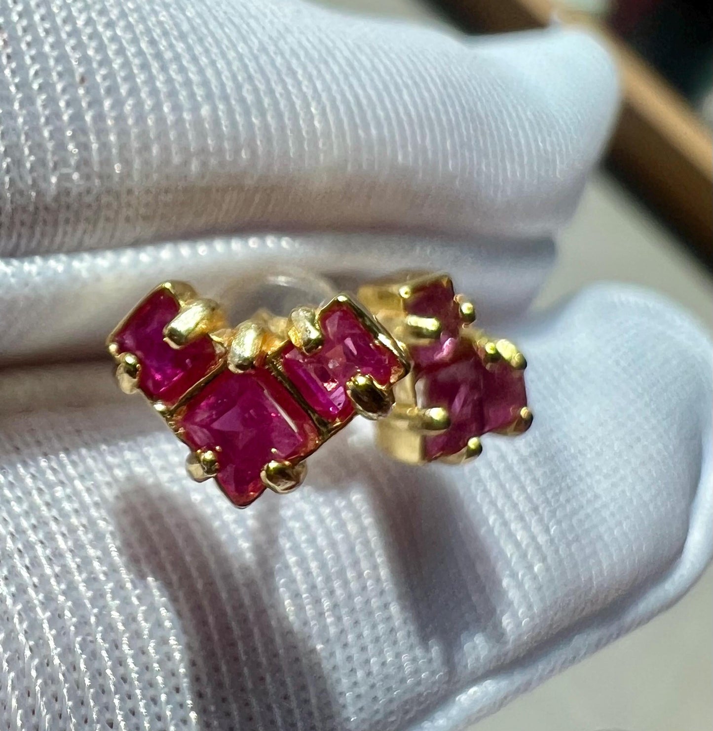 Certified natural sapphire/ purple red sapphire heart shaped stud earrings/S925 天然紫红色蓝宝石  爱心 耳环 耳钉 #0914